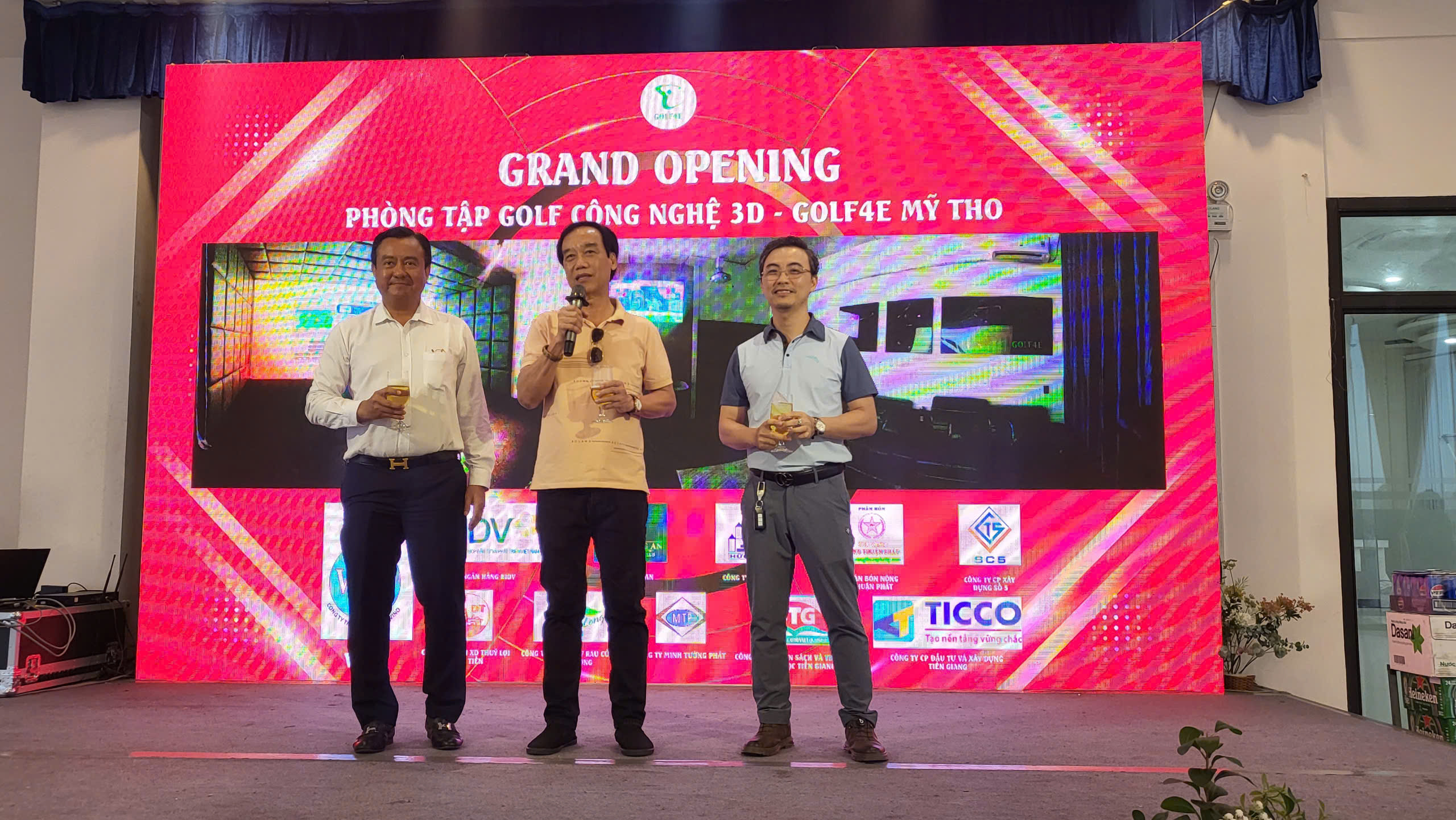 GIẢI GOLF GIAO HỮU MỪNG KHAI TRƯƠNG GOLF4E – MỸ THO THÀNH CÔNG TỐT ĐẸP